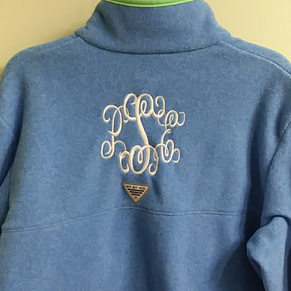 Columbia pullover with monogram - Picture 3 of 5